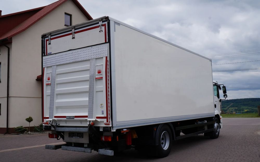 MAN TGM 18.250 / 18.290 EURO 6 KONTENER 19 PALET ŁAD. 9800 KG WINDA - Камион фургон: снимка 5 MAN TGM 18.250 / 18.290 EURO 6 KONTENER 19 PALET ŁAD. 9800 KG WINDA - Камион фургон: снимка 5