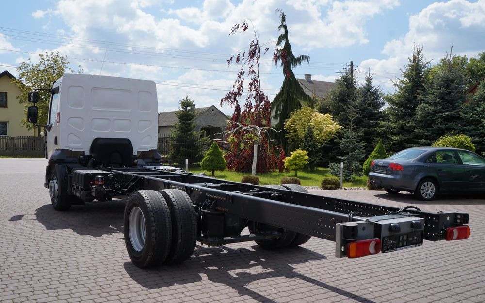 Renault RENAULT GAMA D 16.210 EURO 6 RAMA DO ZABUDOWY 16.000 KG VOLVO FL - Шаси кабина: снимка 3 Renault RENAULT GAMA D 16.210 EURO 6 RAMA DO ZABUDOWY 16.000 KG VOLVO FL - Шаси кабина: снимка 3