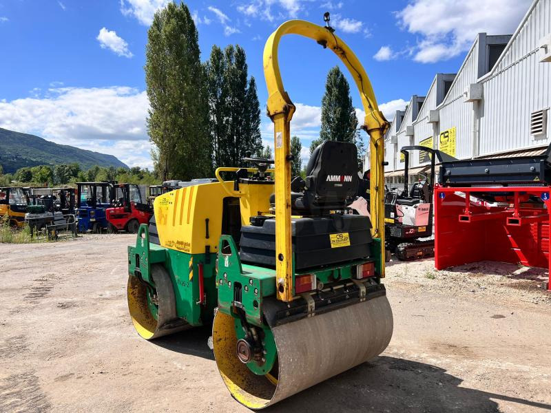 Ammann COMPACTEUR AV26-2 ROULEAU TANDEM VIBRANT ARTICULÉ - Мини валяк: снимка 5 Ammann COMPACTEUR AV26-2 ROULEAU TANDEM VIBRANT ARTICULÉ - Мини валяк: снимка 5