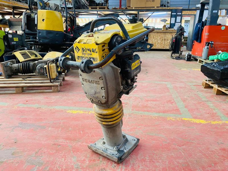 BOMAG Pilonneuse BT65/4 - Трамбовка: снимка 3 BOMAG Pilonneuse BT65/4 - Трамбовка: снимка 3