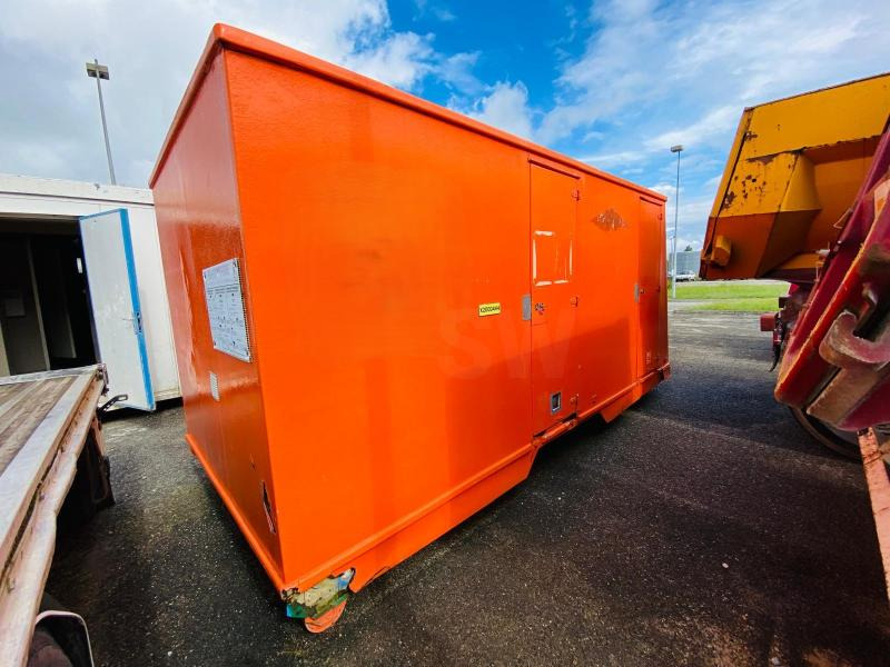Жилищен контейнер CABANE DE CHANTIER SUR BERCE AMPLIROLL: снимка 6