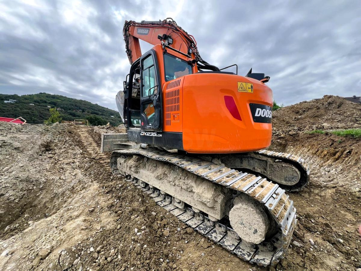 Doosan DX235 LCR-5 PELLE A CHENILLES 26T - Верижен багер: снимка 2 Doosan DX235 LCR-5 PELLE A CHENILLES 26T - Верижен багер: снимка 2
