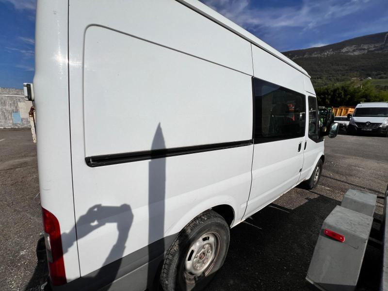 Ford Transit 2,2L TDCI 140cv Moteur HS - Малък ван: снимка 4 Ford Transit 2,2L TDCI 140cv Moteur HS - Малък ван: снимка 4