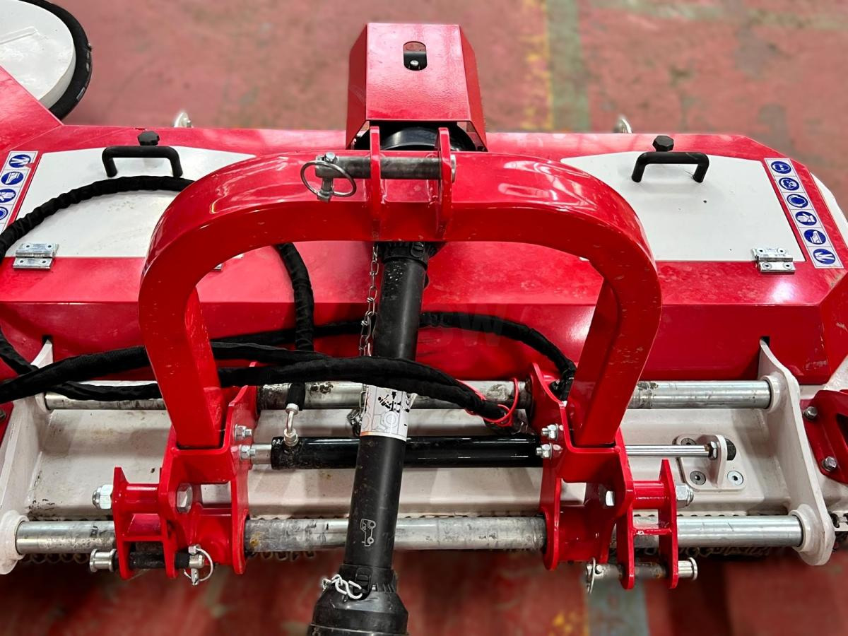 Giemme FMU180 Tondeuse portée attache 3 points pour tracteur - Косачка-шредер: снимка 5 Giemme FMU180 Tondeuse portée attache 3 points pour tracteur - Косачка-шредер: снимка 5