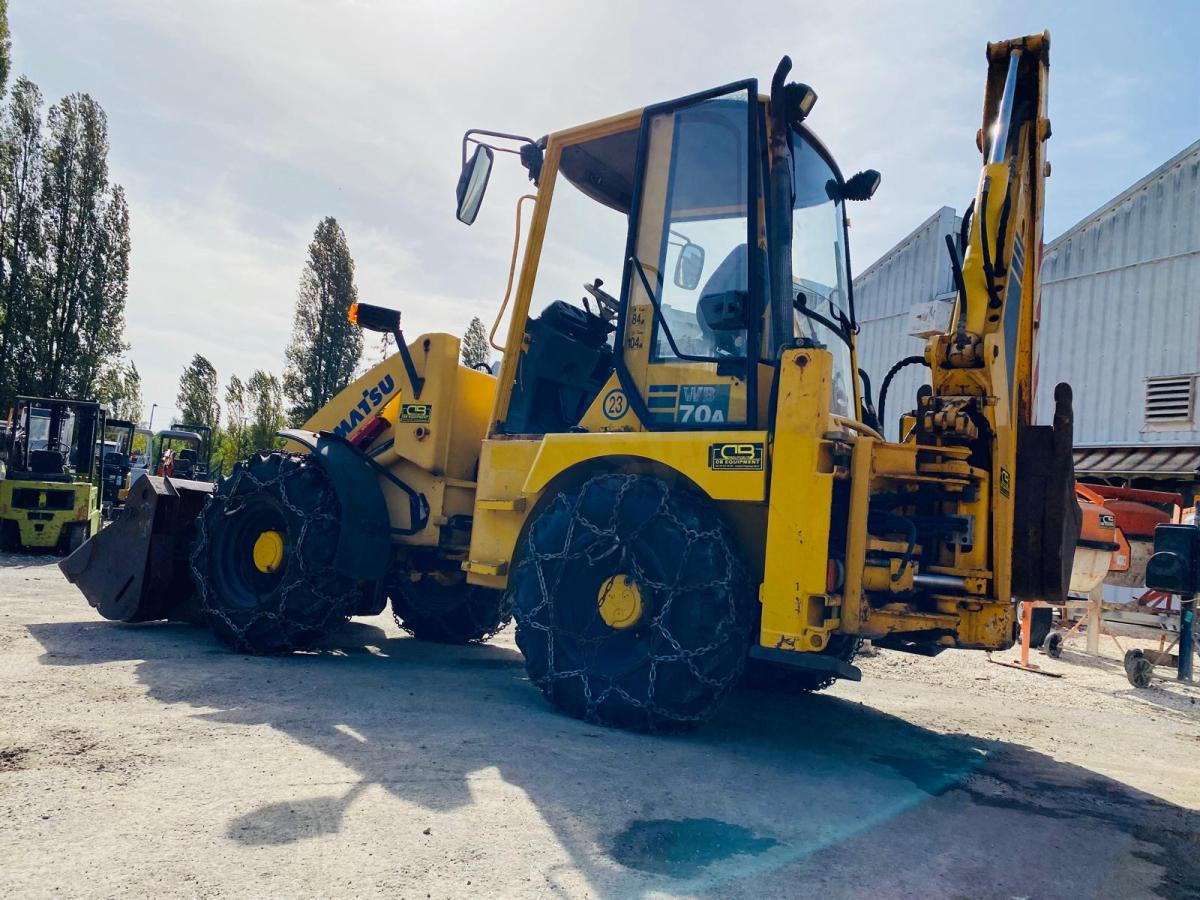 KOMATSU Tractopelle WB70 (NET DE TVA) - Багер-товарач: снимка 3 KOMATSU Tractopelle WB70 (NET DE TVA) - Багер-товарач: снимка 3