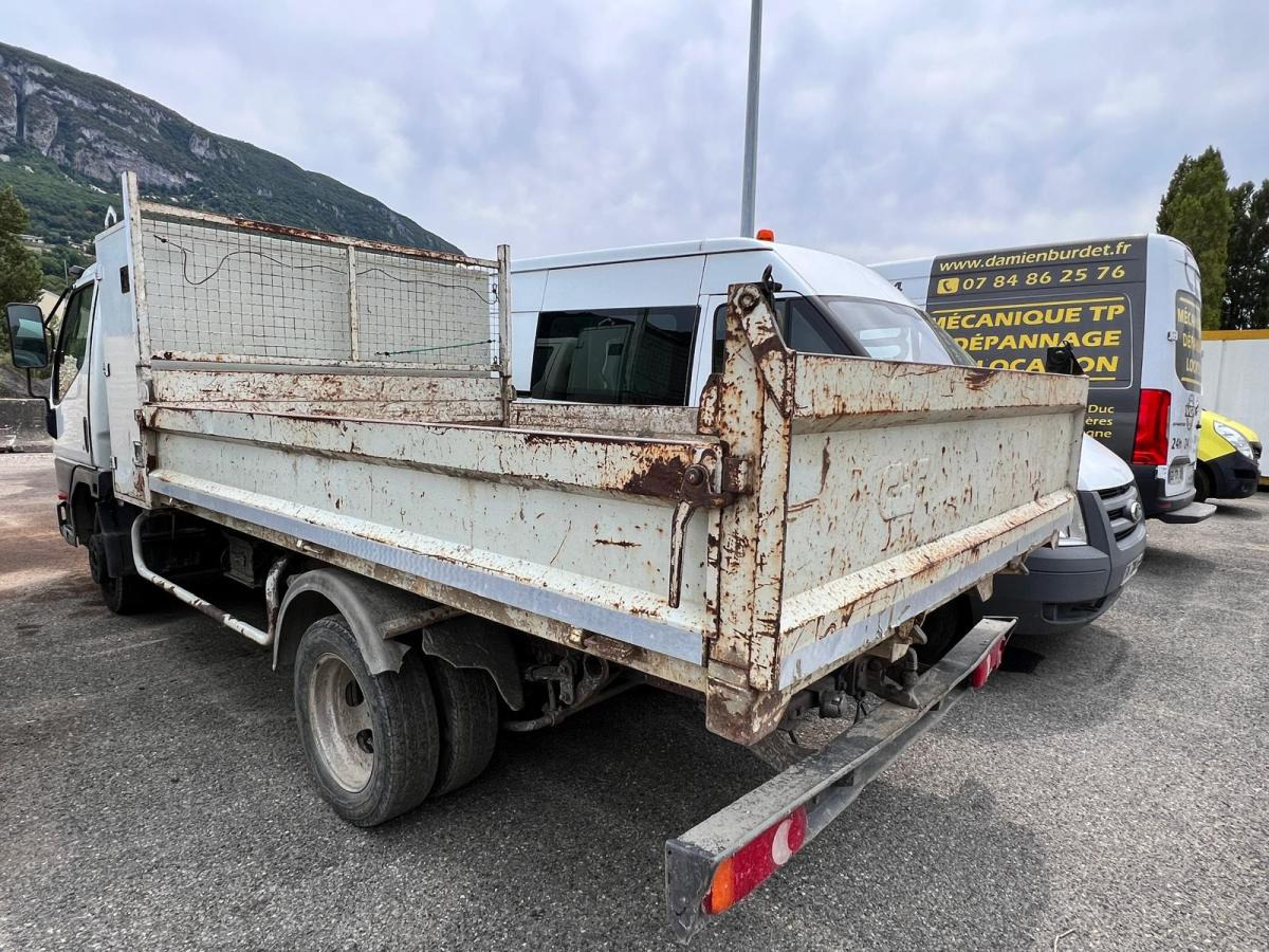 Mitsubishi Canter FB634 D CAMION BENNE (NET DE TVA) - Бус самосвал: снимка 4 Mitsubishi Canter FB634 D CAMION BENNE (NET DE TVA) - Бус самосвал: снимка 4
