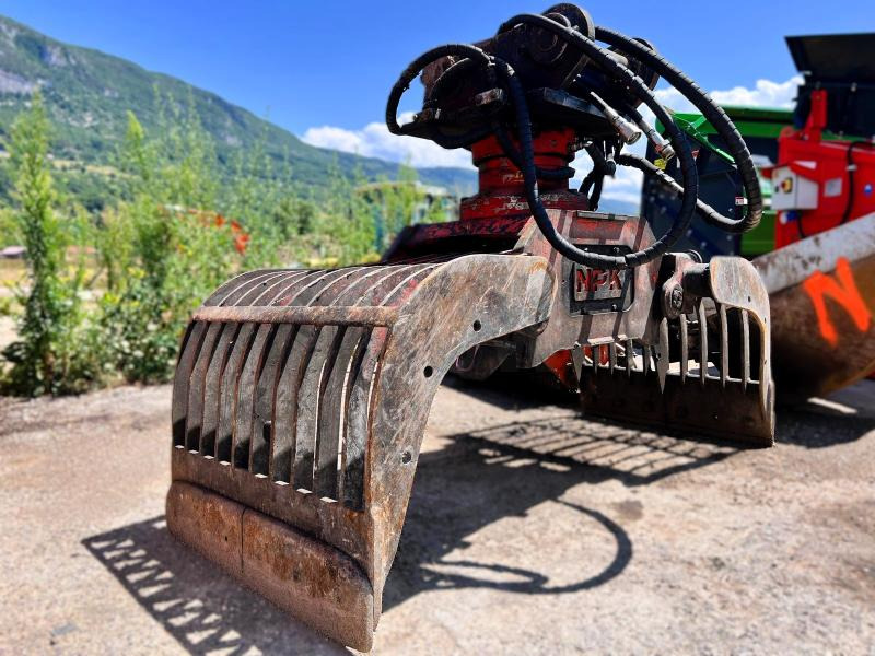 NPK DG-14 Pince de tri pour pelle de 8 à 15T - Грайфер за Строителна техника: снимка 3 NPK DG-14 Pince de tri pour pelle de 8 à 15T - Грайфер за Строителна техника: снимка 3