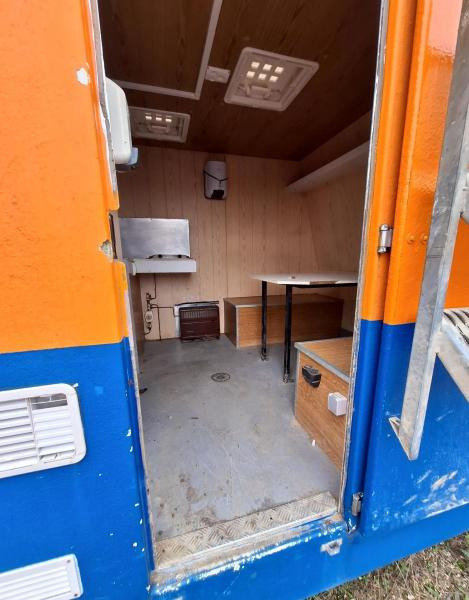REMORQUE BASE VIE CABANE DE CHANTIER - Жилищен контейнер: снимка 5 REMORQUE BASE VIE CABANE DE CHANTIER - Жилищен контейнер: снимка 5