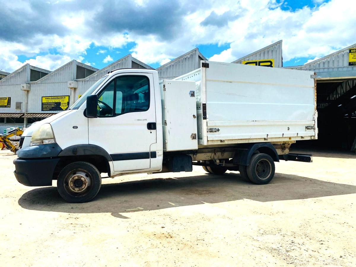 RENAULT MASCOTT 130 DXI Fourgon benne (NET DE TVA) - Самосвал камион: снимка 2 RENAULT MASCOTT 130 DXI Fourgon benne (NET DE TVA) - Самосвал камион: снимка 2