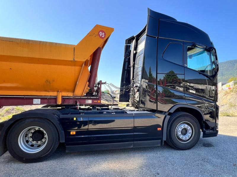 Volvo FH16 750cv 4x2 Cabine Glob Hydraulique - Влекач: снимка 4 Volvo FH16 750cv 4x2 Cabine Glob Hydraulique - Влекач: снимка 4