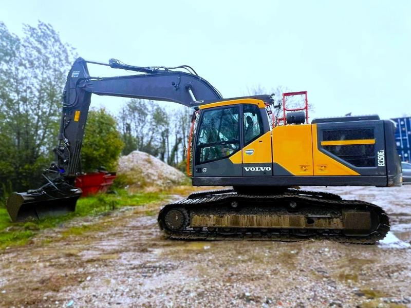 Volvo EC250EL PELLE 29T - Верижен багер: снимка 1 Volvo EC250EL PELLE 29T - Верижен багер: снимка 1