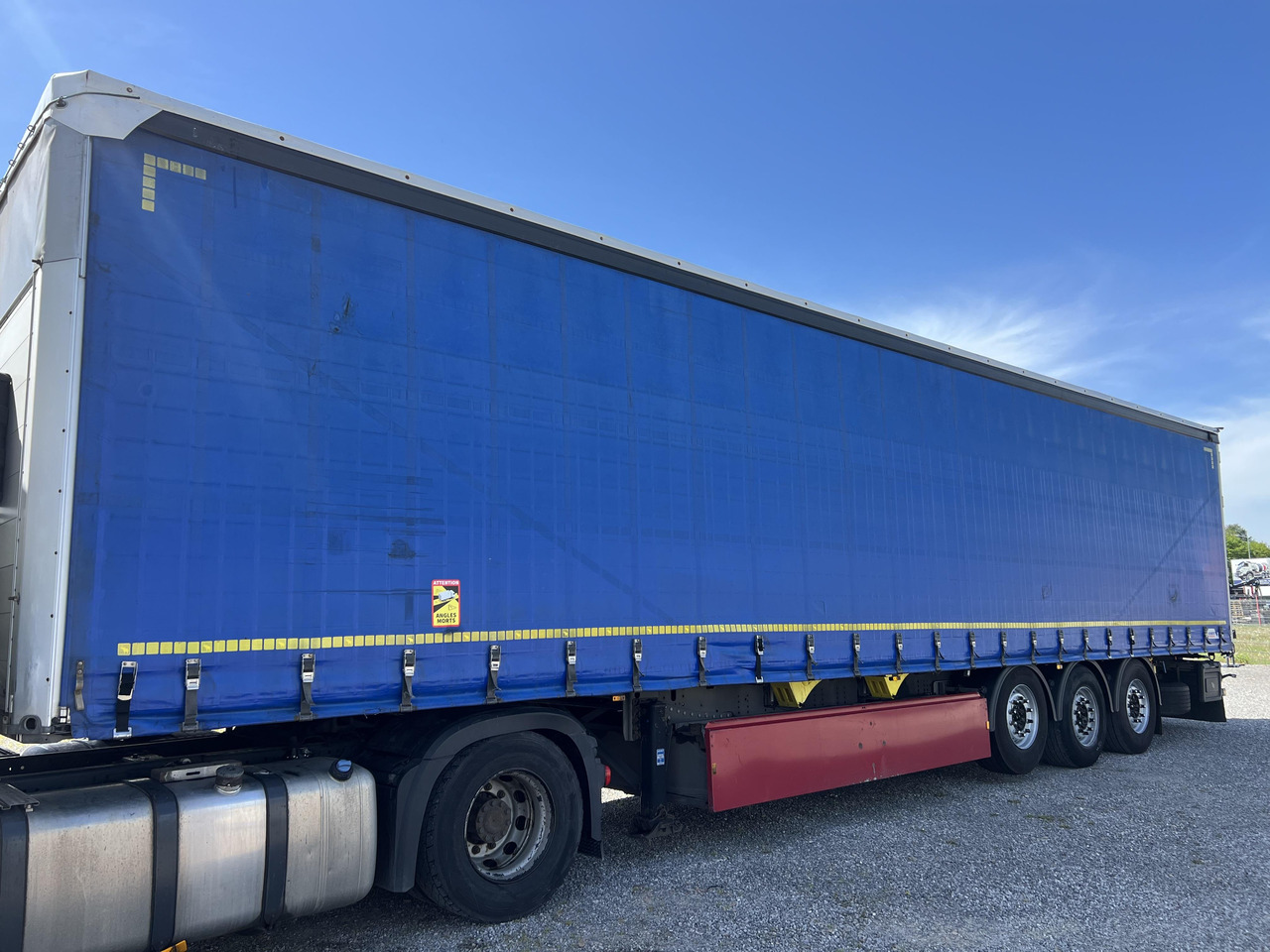 SCHMITZ SCS 24L 13.62 E B - Брезентово полуремарке: снимка 1 SCHMITZ SCS 24L 13.62 E B - Брезентово полуремарке: снимка 1