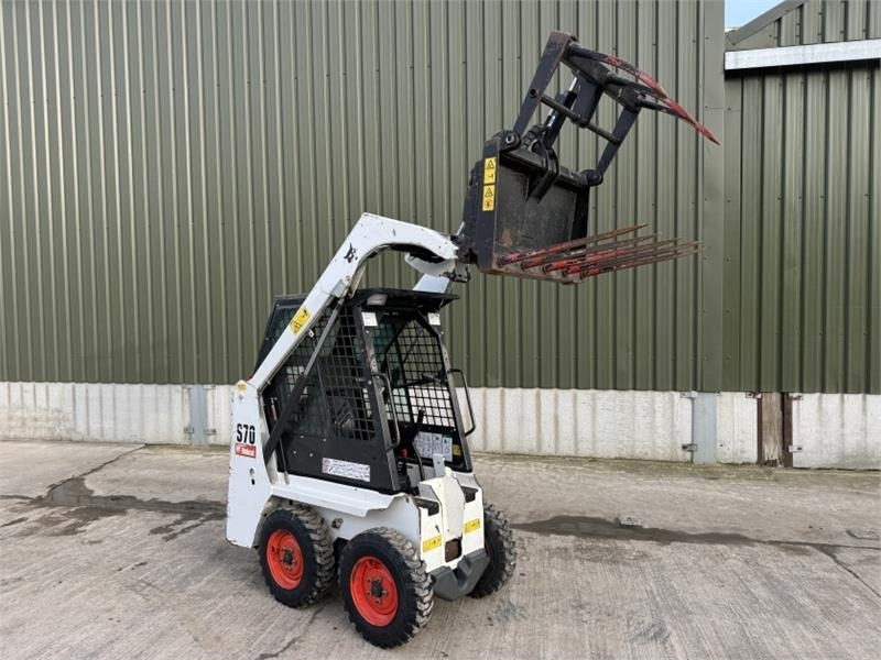 Bobcat Bobcat S70 Skid Steer - Мини челен товарач: снимка 4 Bobcat Bobcat S70 Skid Steer - Мини челен товарач: снимка 4