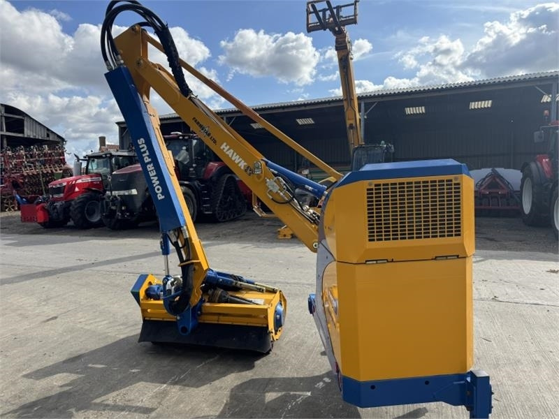 Bomford Hawk Evo 6.5 Hedge Cutter - Шредер с телескопично рамо: снимка 4 Bomford Hawk Evo 6.5 Hedge Cutter - Шредер с телескопично рамо: снимка 4