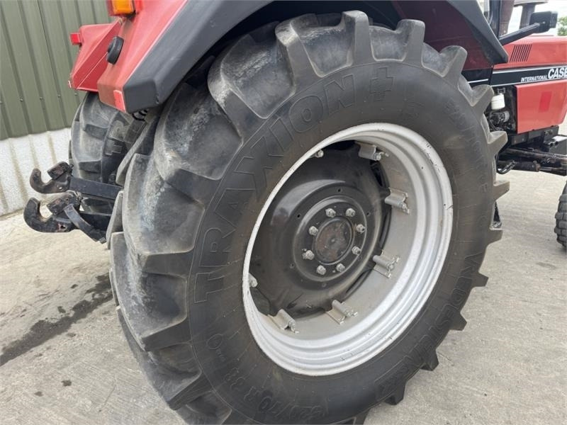Лизинг на Case IH International Case International 1056XL 2WD  Case IH International Case International 1056XL 2WD: снимка 8