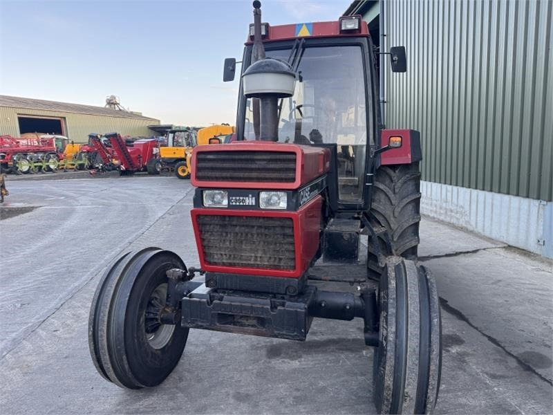 Case International 1056XL 2WD - Трактор: снимка 5 Case International 1056XL 2WD - Трактор: снимка 5