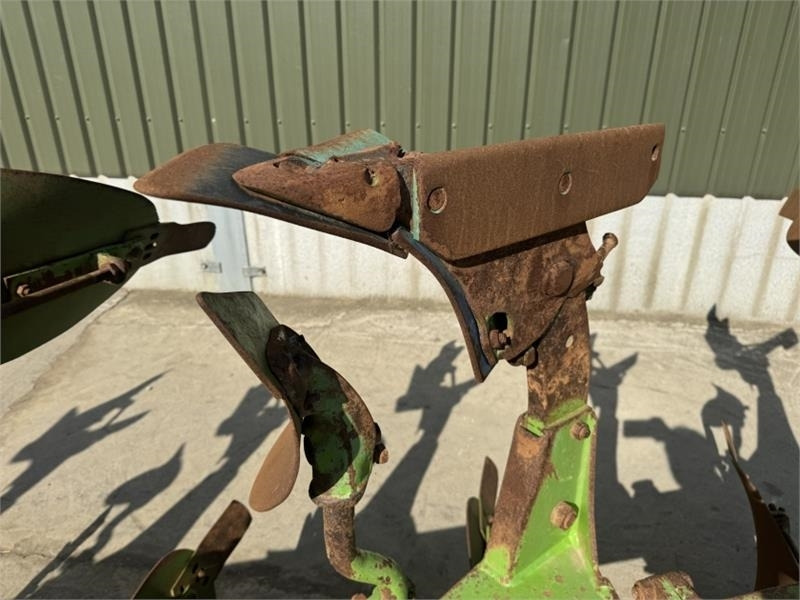 Плуг Dowdeswell DP7 4+1: снимка 15 Плуг Dowdeswell DP7 4+1: снимка 15