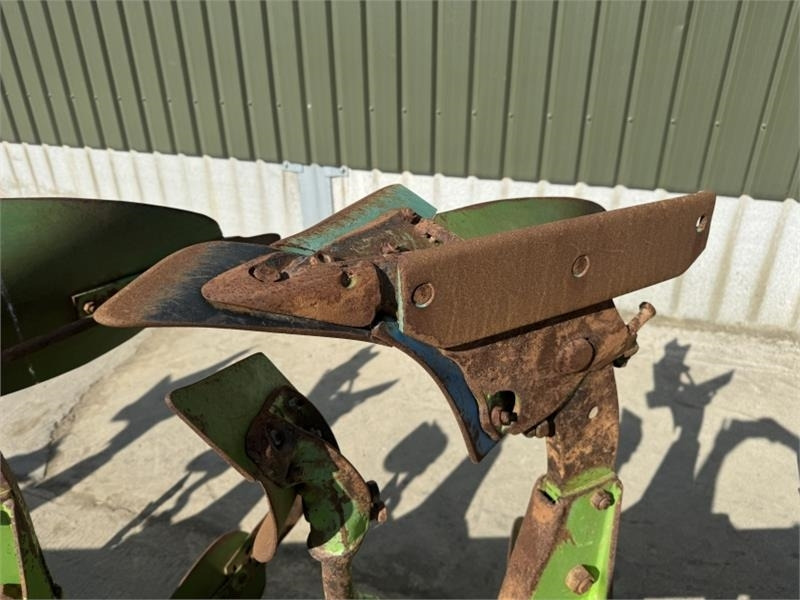 Плуг Dowdeswell DP7 4+1: снимка 18 Плуг Dowdeswell DP7 4+1: снимка 18