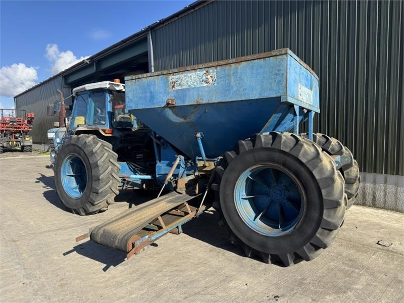 Ford 5610 Dual Power Gravel Cart - Съчленен самосвал: снимка 2 Ford 5610 Dual Power Gravel Cart - Съчленен самосвал: снимка 2