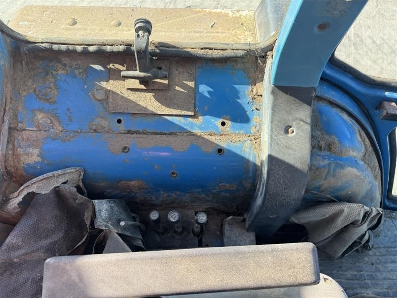 Съчленен самосвал Ford 7710 4wd Gravel Cart: снимка 22 Съчленен самосвал Ford 7710 4wd Gravel Cart: снимка 22