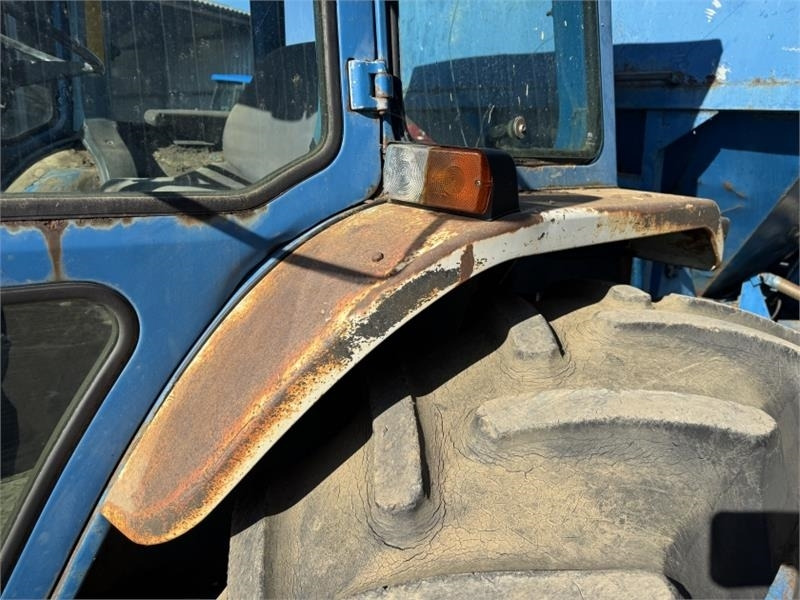 Съчленен самосвал Ford 7710 4wd Gravel Cart: снимка 13 Съчленен самосвал Ford 7710 4wd Gravel Cart: снимка 13