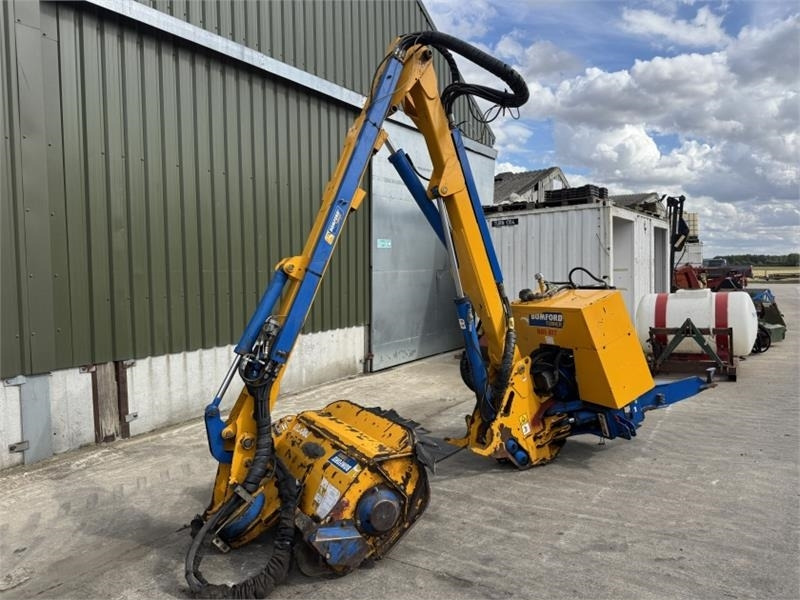 Bomford Turner B81-81T Hedge Cutter - Горска техника: снимка 2 Bomford Turner B81-81T Hedge Cutter - Горска техника: снимка 2