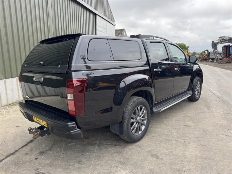 Isuzu D-Max Blade - Пикап: снимка 2 Isuzu D-Max Blade - Пикап: снимка 2