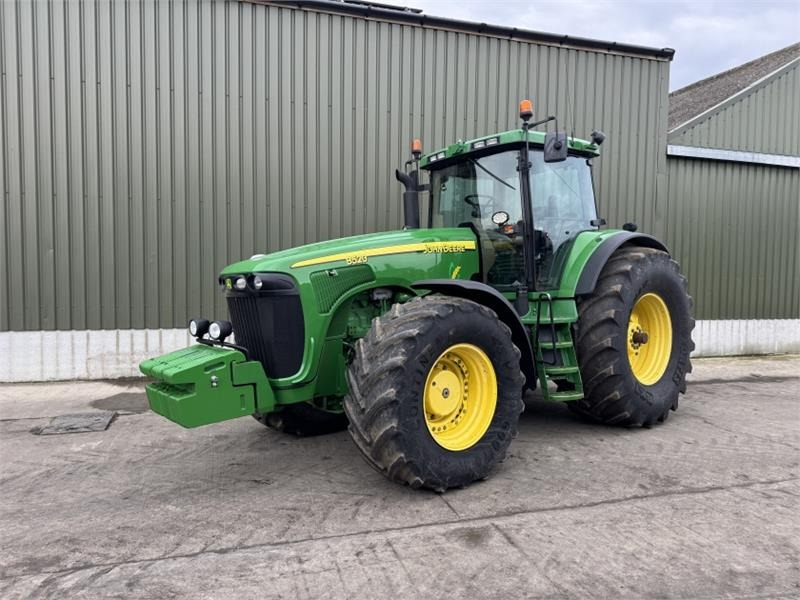 John Deere 8520 **Imaculate Condition** - Трактор: снимка 1 John Deere 8520 **Imaculate Condition** - Трактор: снимка 1