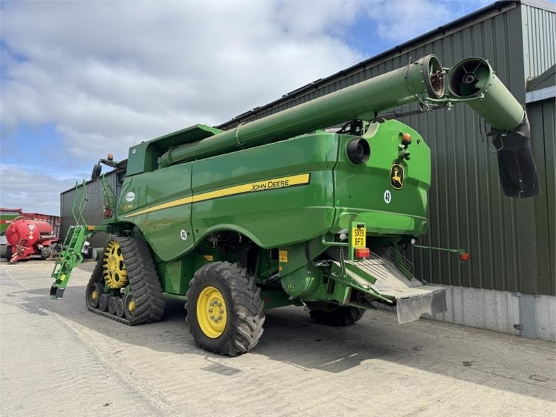 John Deere S785i c/w 735D - Принадлежност за машини за прибиране на реколтата: снимка 2 John Deere S785i c/w 735D - Принадлежност за машини за прибиране на реколтата: снимка 2