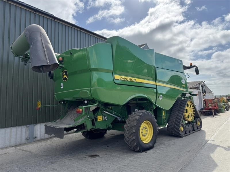 John Deere S785i c/w 735D - Принадлежност за машини за прибиране на реколтата: снимка 3 John Deere S785i c/w 735D - Принадлежност за машини за прибиране на реколтата: снимка 3
