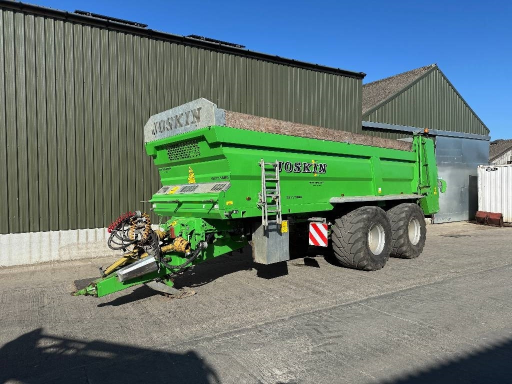 Joskin Ferti-Space 2 6511/18BU - Разпръсквач за оборски тор: снимка 1 Joskin Ferti-Space 2 6511/18BU - Разпръсквач за оборски тор: снимка 1