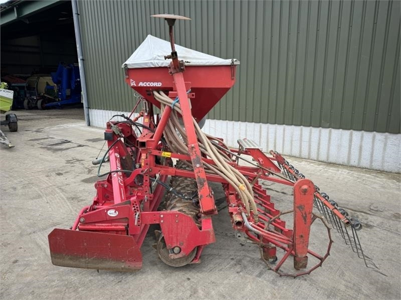 Lely Tulip Lely Tulip 3m Accord Combination Drill - Комбинирана сеялка: снимка 2 Lely Tulip Lely Tulip 3m Accord Combination Drill - Комбинирана сеялка: снимка 2