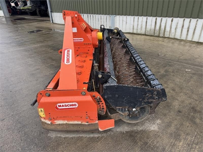 Maschio Machio 4m Powerharrow - Роторна фреза: снимка 2 Maschio Machio 4m Powerharrow - Роторна фреза: снимка 2