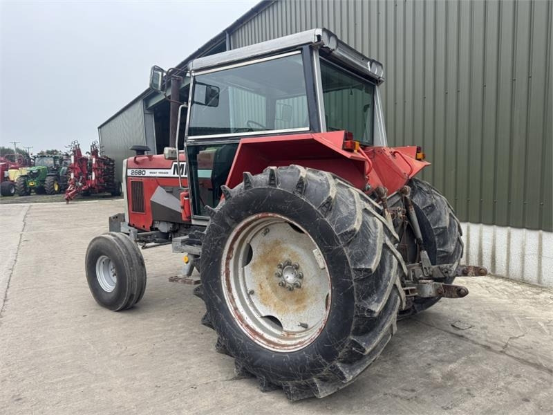 Massey Ferguson 2680 2WD **Low Hours** - Трактор: снимка 2 Massey Ferguson 2680 2WD **Low Hours** - Трактор: снимка 2