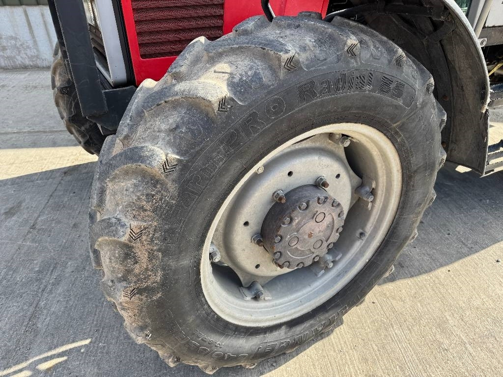 Трактор Massey Ferguson 3075 Dynashift: снимка 6