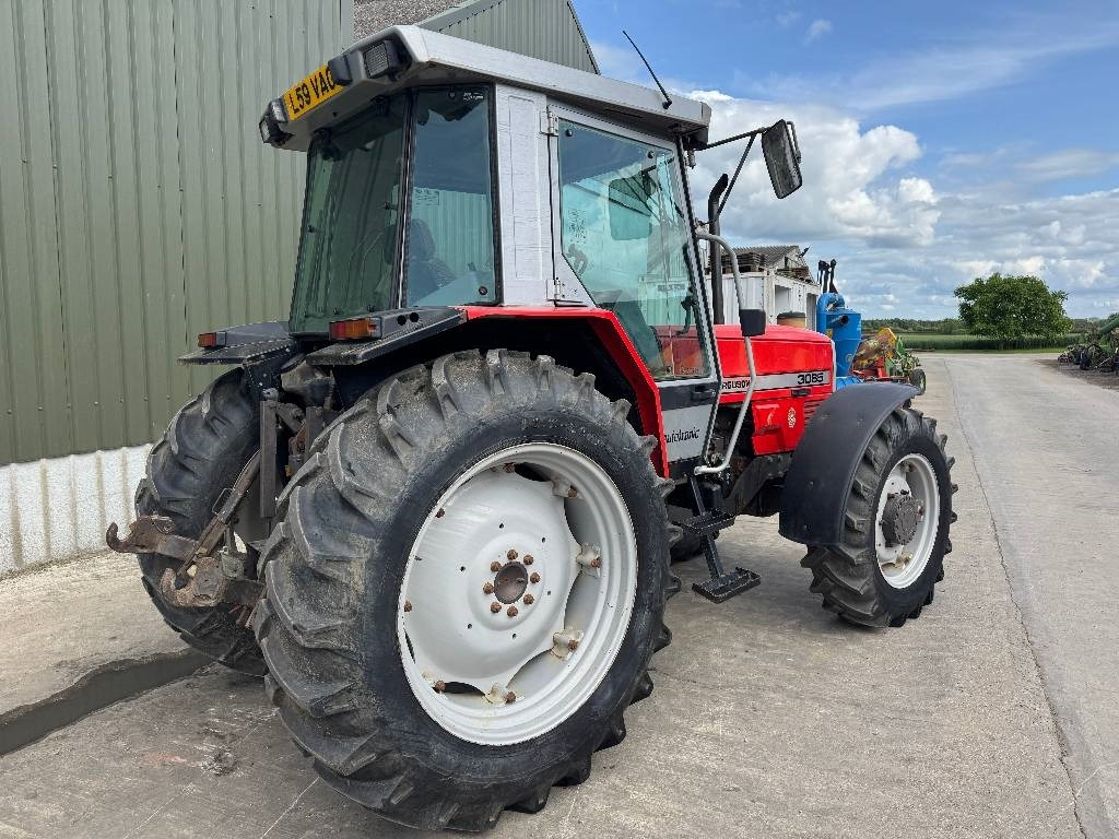 Massey Ferguson 3085 Dynashift - Трактор: снимка 4 Massey Ferguson 3085 Dynashift - Трактор: снимка 4