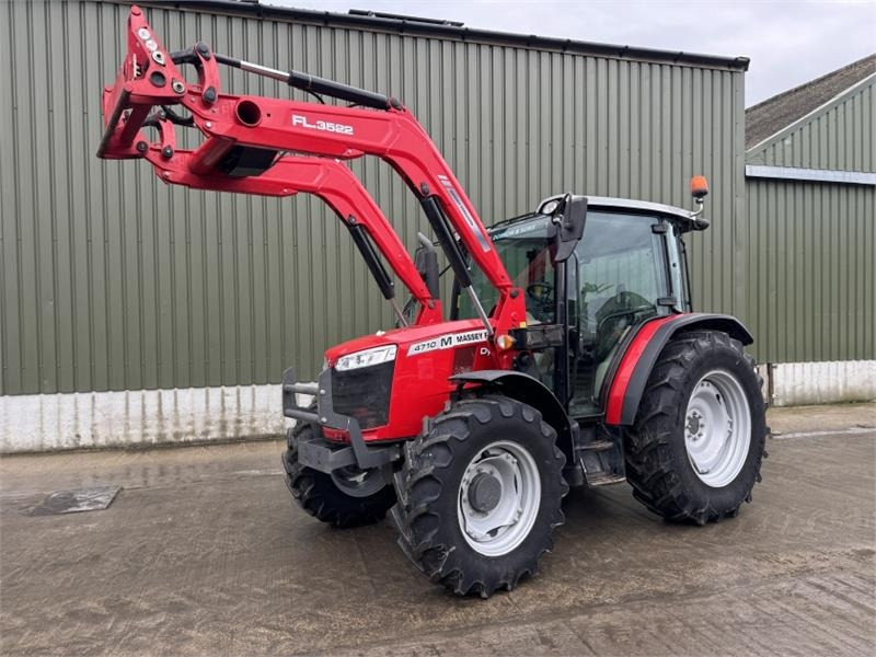 Massey Ferguson 4710 c/w FL.3522 Loader **Low Hours** - Трактор: снимка 1 Massey Ferguson 4710 c/w FL.3522 Loader **Low Hours** - Трактор: снимка 1