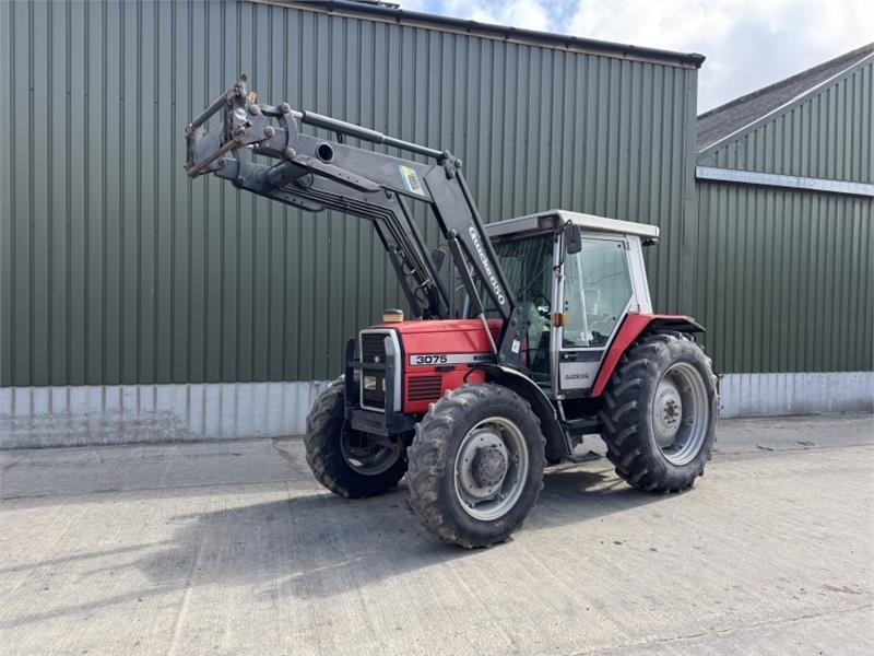 Massey Ferguson Massey Ferguson 3075 Dynashift *Low Hours* - Трактор: снимка 1 Massey Ferguson Massey Ferguson 3075 Dynashift *Low Hours* - Трактор: снимка 1