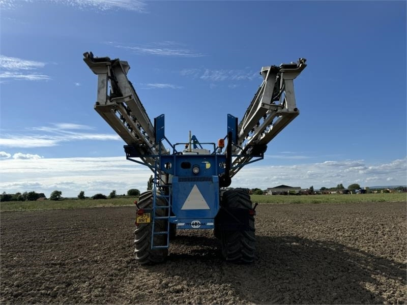 Matrot M44D 36m Self Propelled Sprayer - Навесна пръскачка: снимка 3 Matrot M44D 36m Self Propelled Sprayer - Навесна пръскачка: снимка 3