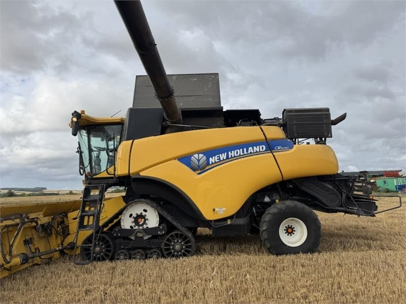 New Holland New Holland CR9090 Rotary Combine **Video Below** - Принадлежност за машини за прибиране на реколтата: снимка 2 New Holland New Holland CR9090 Rotary Combine **Video Below** - Принадлежност за машини за прибиране на реколтата: снимка 2