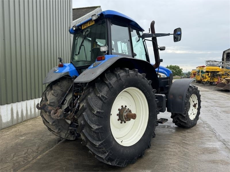 New Holland TM190 - Трактор: снимка 4 New Holland TM190 - Трактор: снимка 4