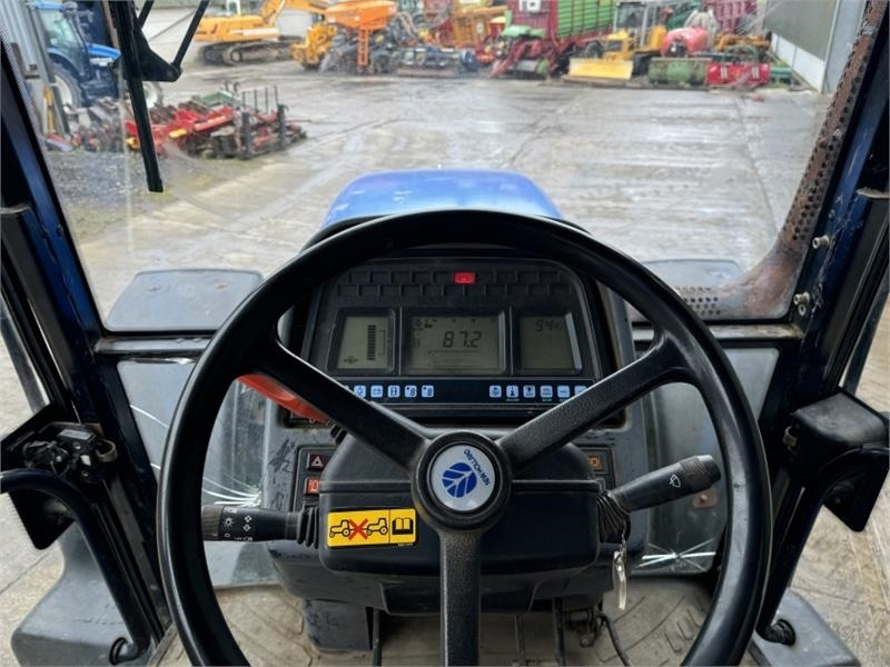 Трактор New Holland TM190: снимка 17