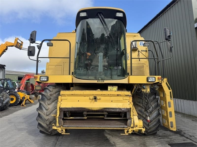 New Holland TX66 Combine Harvester c/ - Принадлежност за машини за прибиране на реколтата: снимка 5 New Holland TX66 Combine Harvester c/ - Принадлежност за машини за прибиране на реколтата: снимка 5