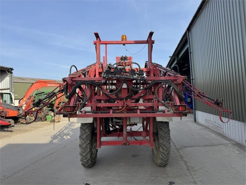 Spraycare Supertrac Spraycare Supertrac 2600L 24m - Навесна пръскачка: снимка 3 Spraycare Supertrac Spraycare Supertrac 2600L 24m - Навесна пръскачка: снимка 3