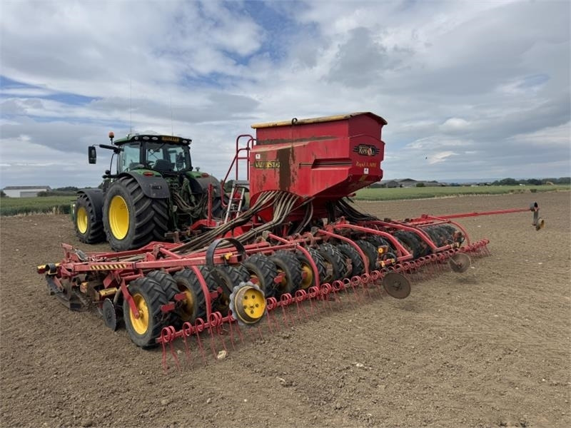 Vaderstad Vaderstad Rapid A800s **Video Below** - Комбинирана сеялка: снимка 4 Vaderstad Vaderstad Rapid A800s **Video Below** - Комбинирана сеялка: снимка 4