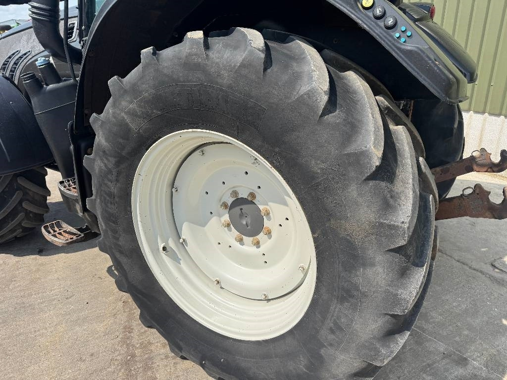 Трактор Valtra T163 Direct: снимка 7