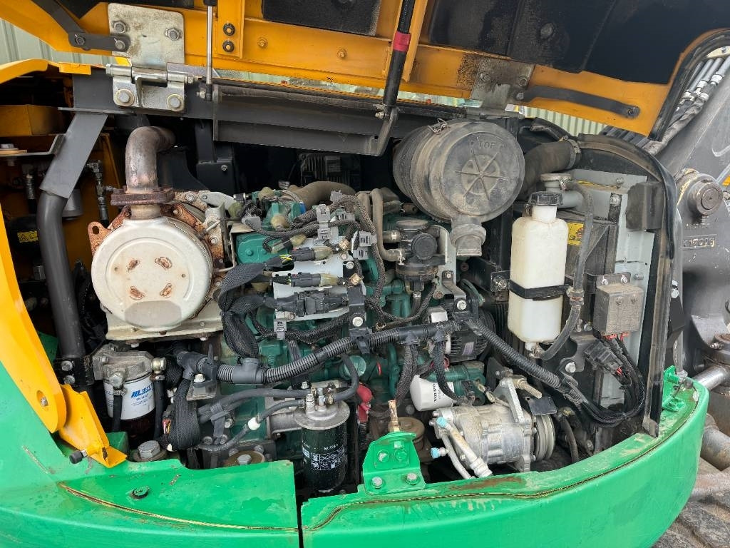 Мини багер Volvo ECR 88 D: снимка 21