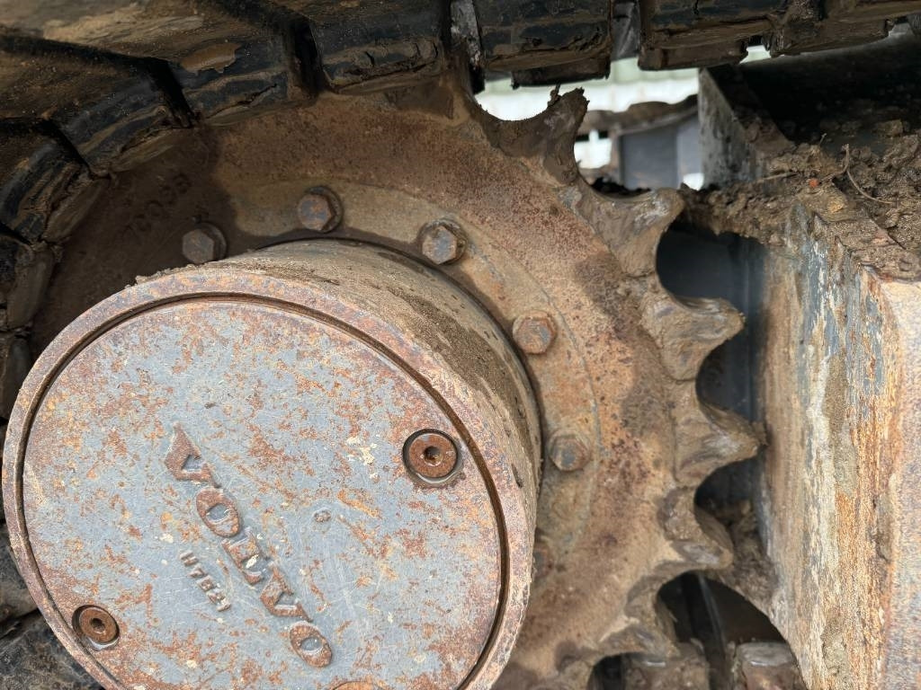 Мини багер Volvo ECR 88 D: снимка 18
