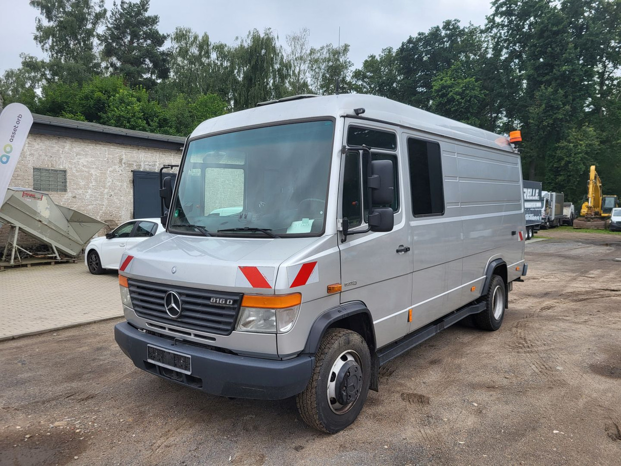 MERCEDES-BENZ Vario 816D - Лекотоварен автомобил: снимка 1 MERCEDES-BENZ Vario 816D - Лекотоварен автомобил: снимка 1