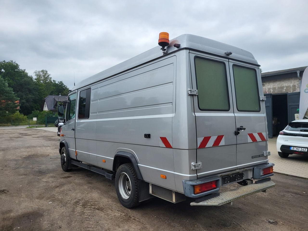 MERCEDES-BENZ Vario 816D - Лекотоварен автомобил: снимка 4 MERCEDES-BENZ Vario 816D - Лекотоварен автомобил: снимка 4